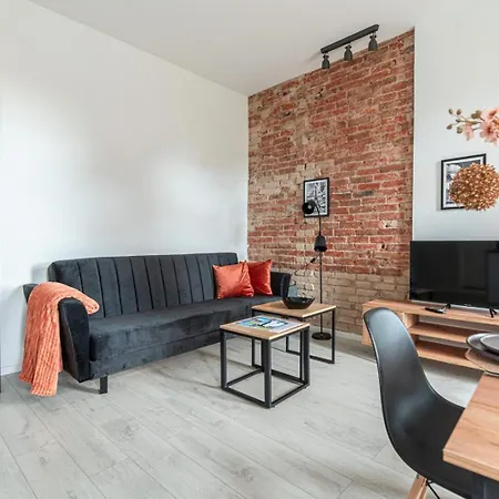 Apartly - Unislawy 公寓