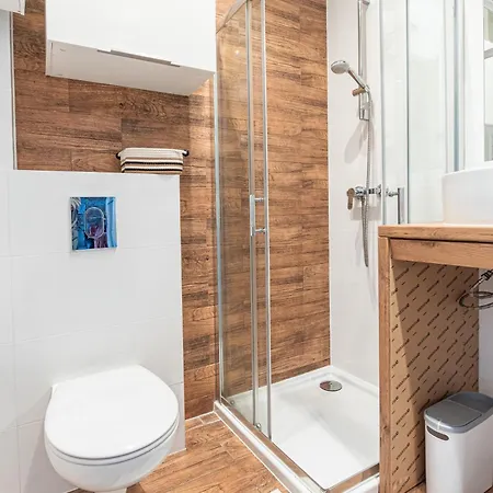 Apartamento Apartly - Unislawy *